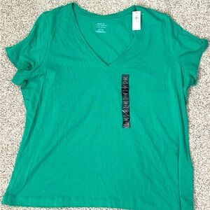 NWT Banana Republic V-Neck Timeless-Tee